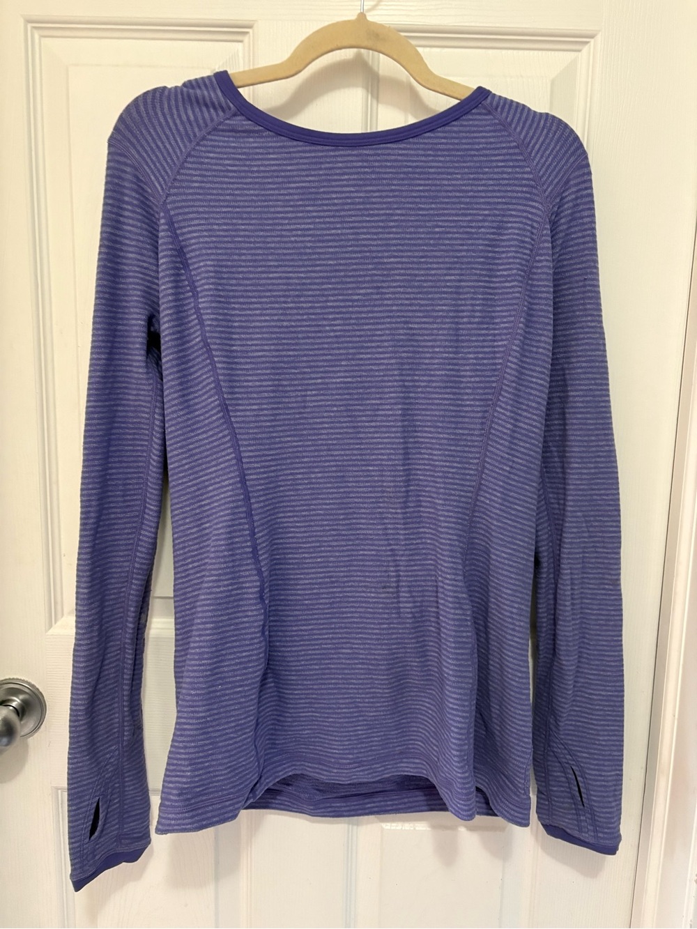 Lululemon long sleeve reversible thicker material